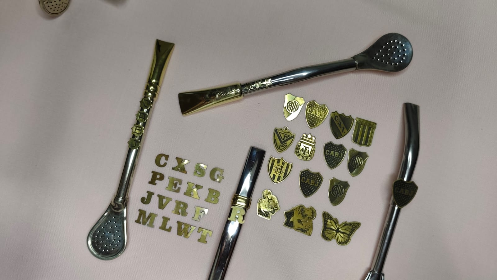Dijes de bronce para personalizar